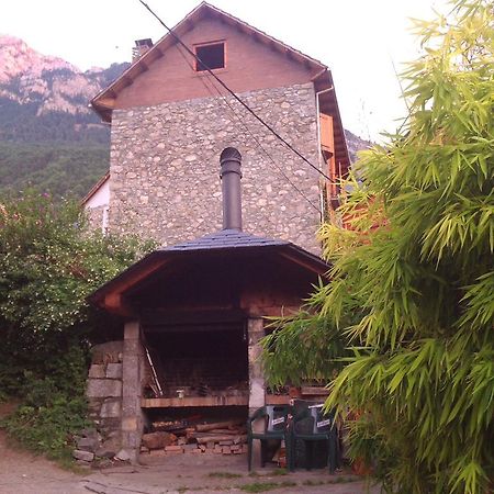 Pension Pallaruelo Saravillo Exterior foto